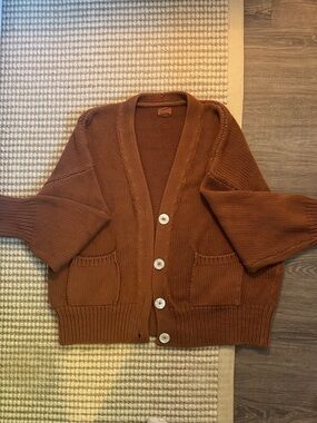 babaá no 16 cardigan (tonka bean)